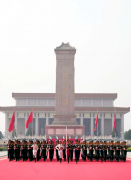 致敬榮光，守護同行！湖北領威保安公司組織員